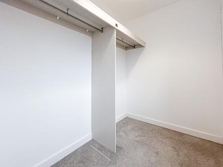 Walk-In Wardrobe