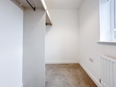 Walk-In Wardrobe