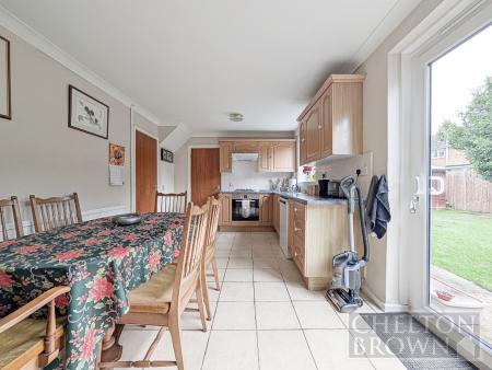 Kitchen & Diner