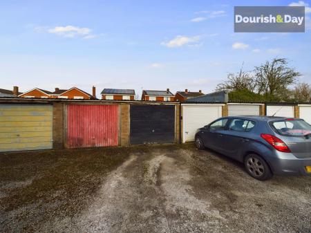 Garage / Parking Space