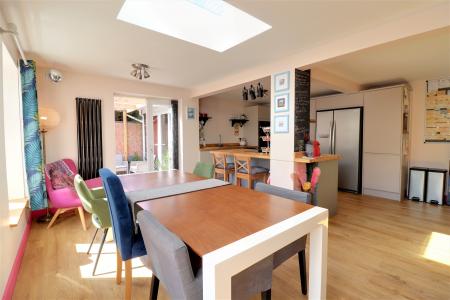 Open Plan Kitchen, Dining & Living Room