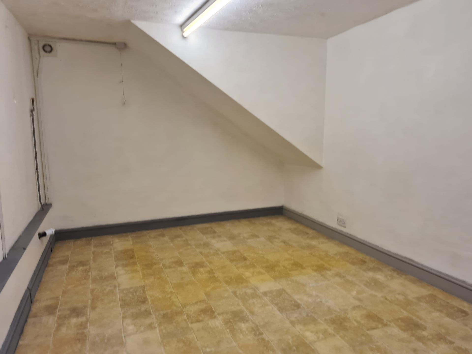 house for rent in Whitchurch