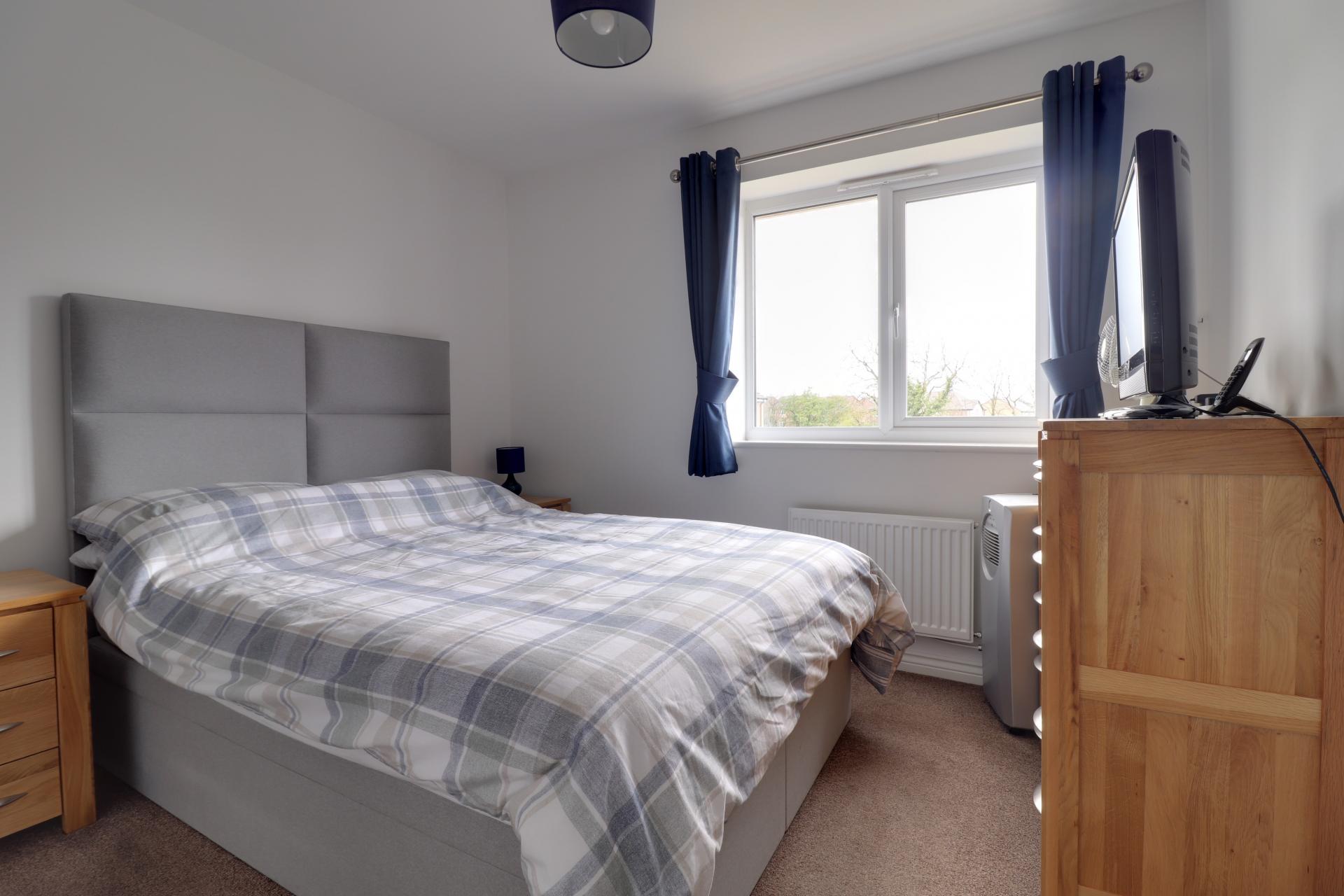 2 bedroom House for sale in Stafford