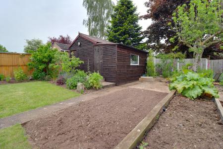 Large Garden Shed/Workshop