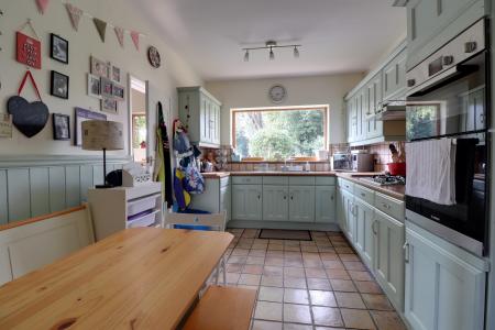 Kitchen/Breakfast Room