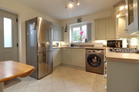 Kitchen/Breakfast Room