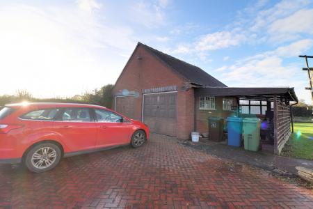 Detached Double Garage