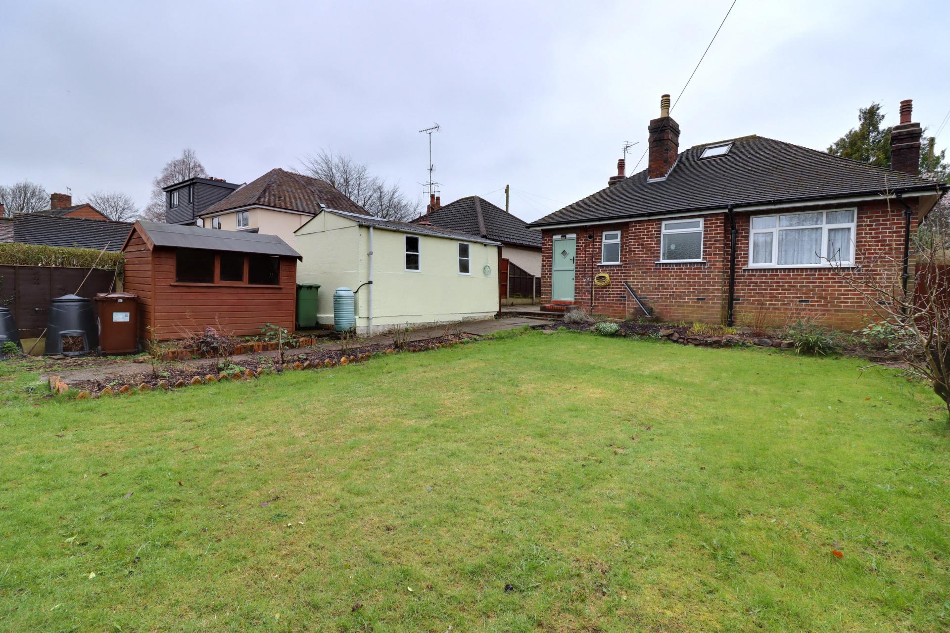 2 bedroom Bungalow for sale in StokeOnTrent