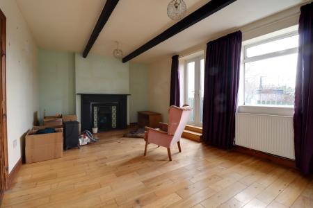 Sitting/Dining Room