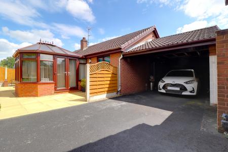 Carport/Driveway