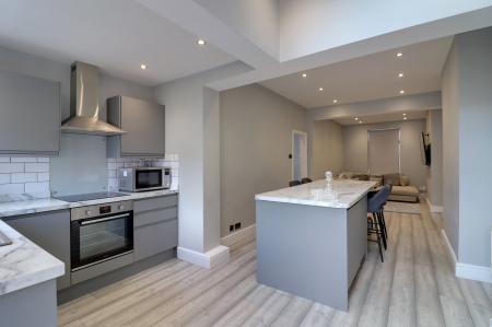 Open Plan Living/Dining/Kitchen