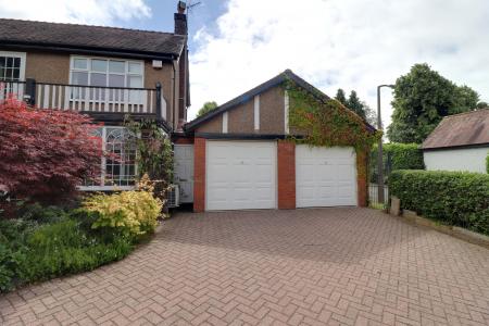 Detached Double Garage