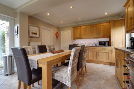 Kitchen/Dining Room