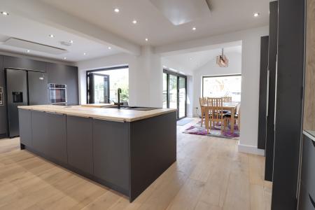 Family Dining Kitchen