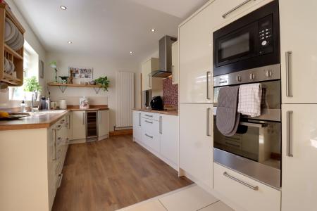 Open Plan Kitchen/Dining Room