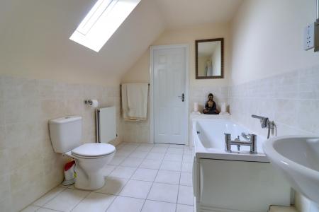 Jack & Jill Ensuite