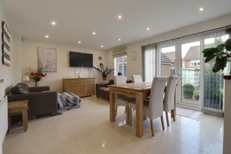 Open Plan Kitchen/Dining/Family Room