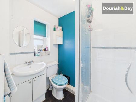 Bedroom One En-suite