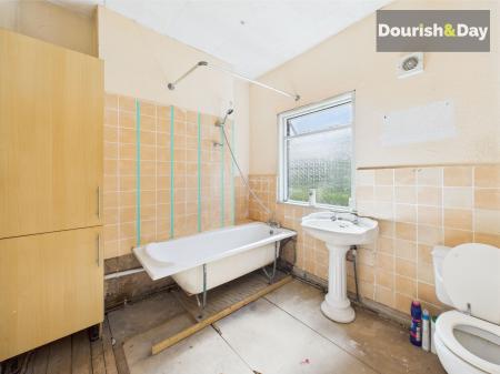 Upstairs Bathroom