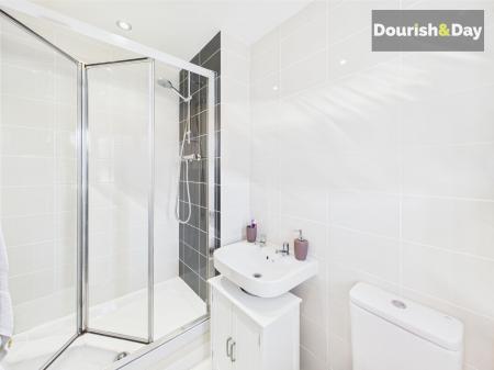 Bedroom One En-Suite