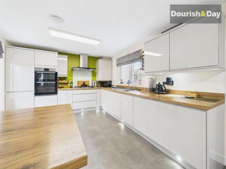 Kitchen Diner