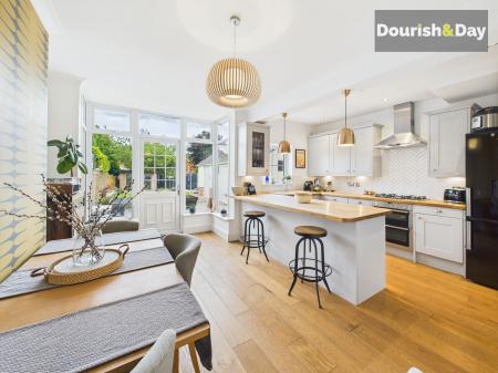 Open Plan Kitchen Diner