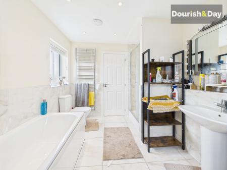 Bed One En-Suite