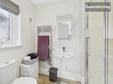 Bedroom One En-suite