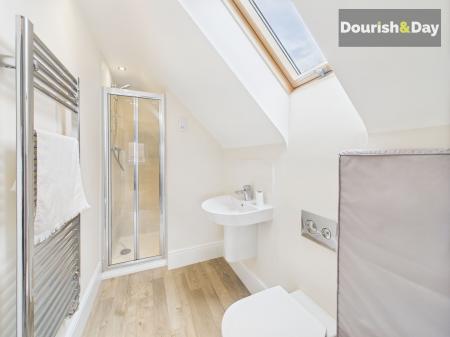 Bedroom Two Ensuite