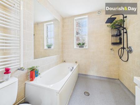 Bathroom / Wet Room