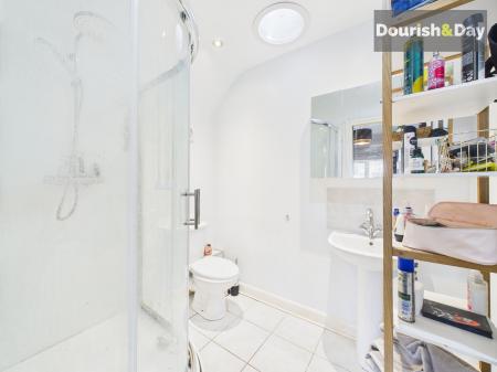 Ensuite Shower Room