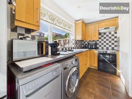 Fitted Kitchen