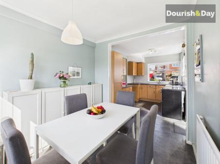 Open Plan Kitchen / Diner