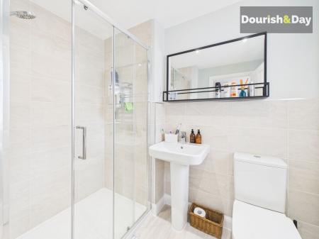 Ensuite Shower Room