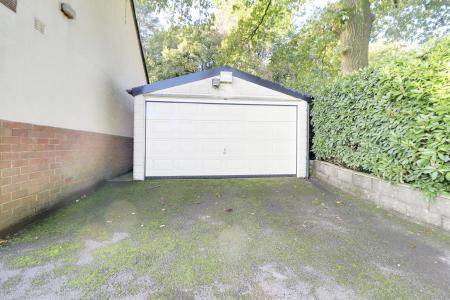 Detached Double Garage