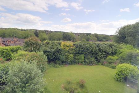 Garden & View From Rear Bedrooms