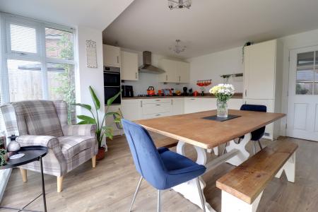 Family Dining Kitchen