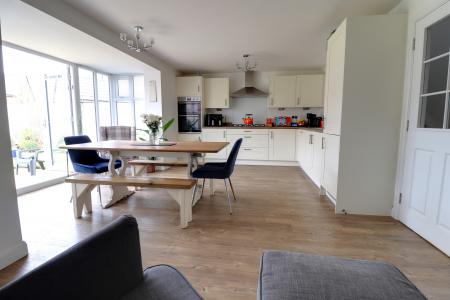 Family Dining Kitchen