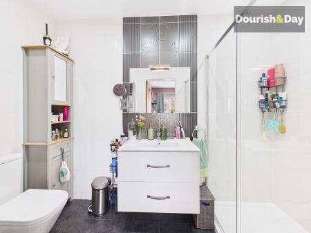 Bedroom One En-Suite