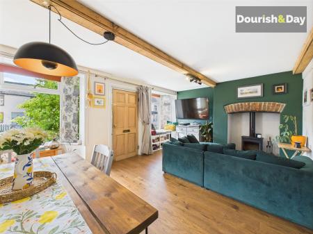 Lounge/Diner