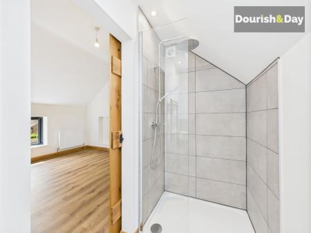 Bedroom One En-Suite