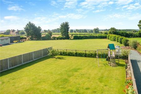 Rear Garden & View