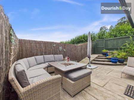 Side Sun Terrace