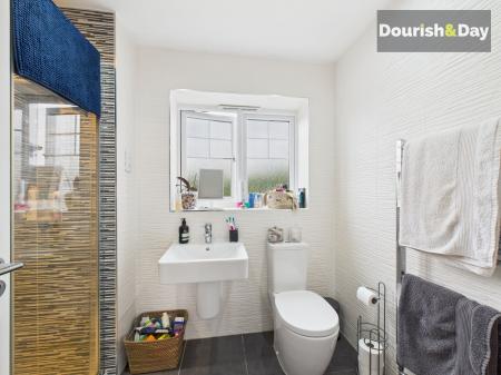 Bedroom 1 En-Suite