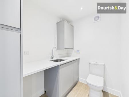 Utility/Guest WC