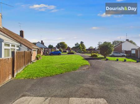 Roadside Approach & Front Garden