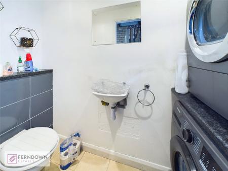 Guest Wc / Utility