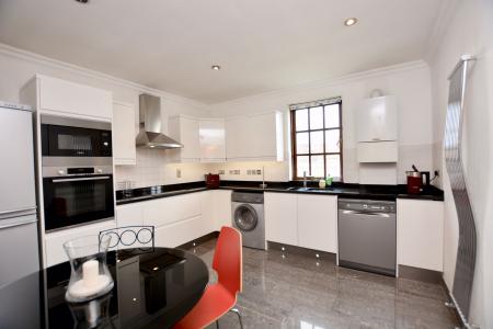 Kitchen / breakfast room