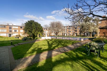 Communal Picnic Areas