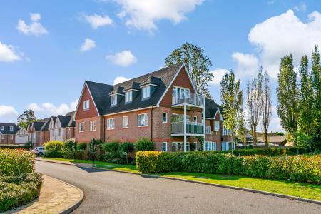 Pavilion Place, East Molesey